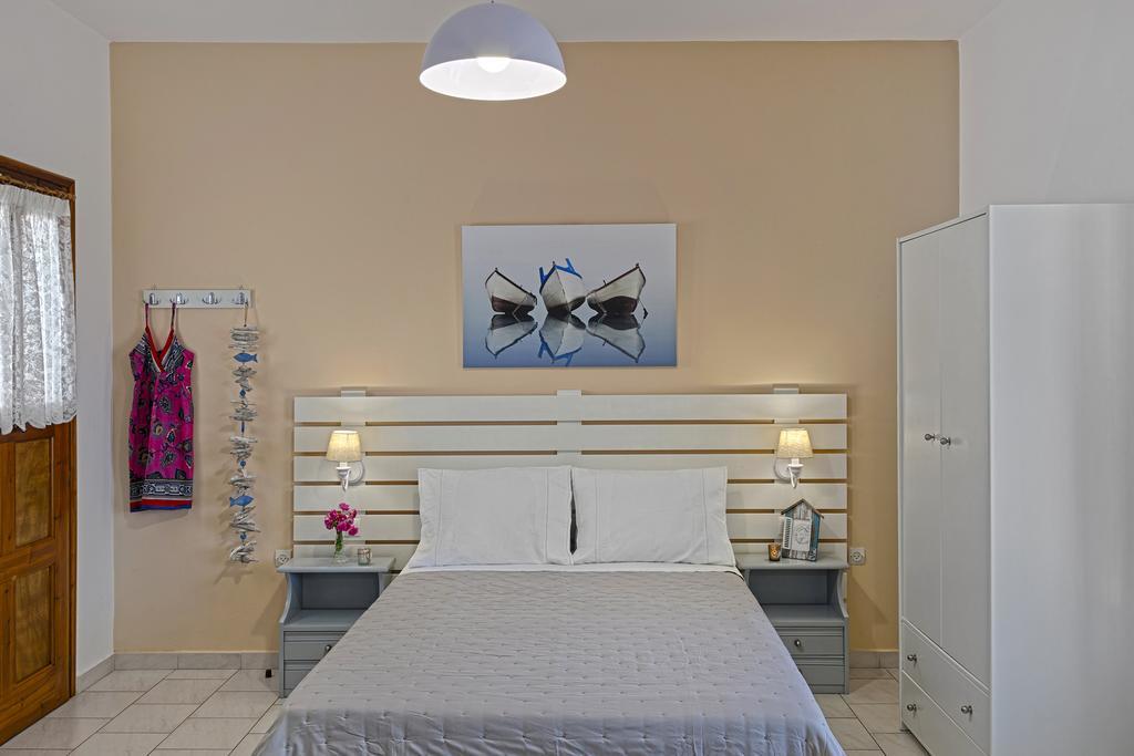 Letta'S Apartments Finikas (Syros) Exterior foto